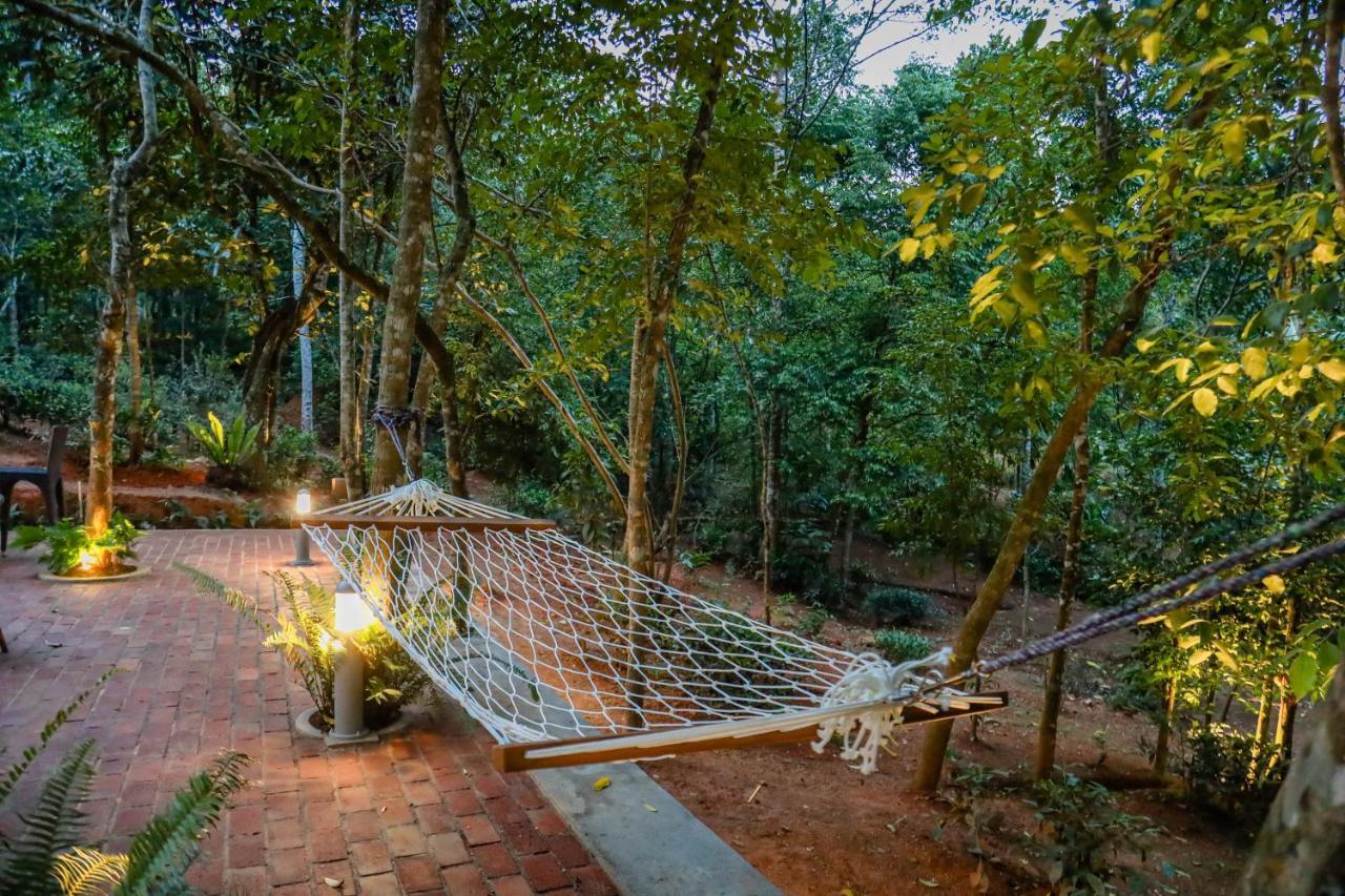 Hotel Tranquilisle Kandy Esterno foto