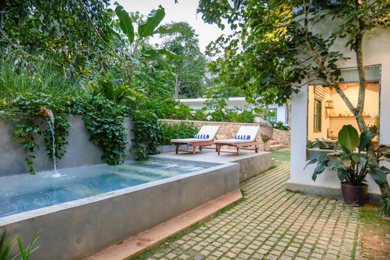 Hotel Tranquilisle Kandy Esterno foto